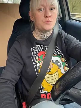 poussichienne online show from 02.24.26