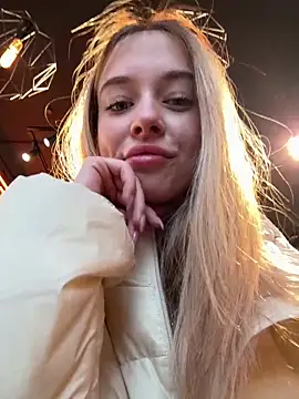 Snapshot of enjoy_my_beauty chatting on 02.05.26 enjoy my beauty online show from 02.05.26