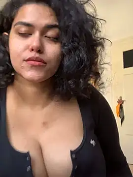 Curvydesifromgermany online show from 03.05.25