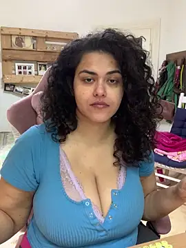 Curvydesifromgermany online show from 05.20.26