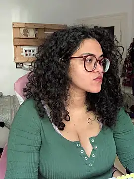 Curvydesifromgermany online show from 06.14.26