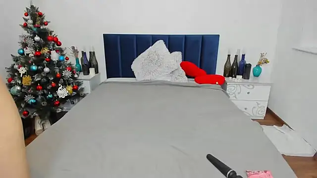 Snapshot of Moon__Eclipse chatting on 01.06.25 Moon Eclipse online show from 01.06.25