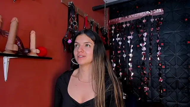 annavi  online show from 02.14.26