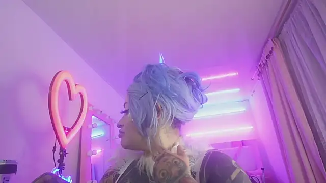 Snapshot of angelacianuro_ chatting on 03.06.25 angelacianuro online show from 03.06.25