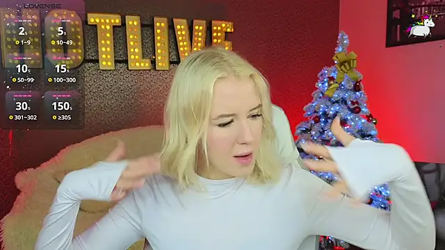 Snapshot of Selenatrend chatting on 12.29.24 Selenatrend online show from 12.29.24