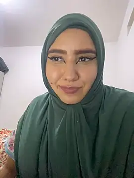 hannahayat online show from 12.17.24