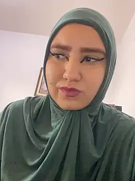 hannahayat online show from 12.17.24