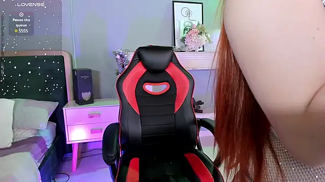 tiffany becker online show from 02.27.25