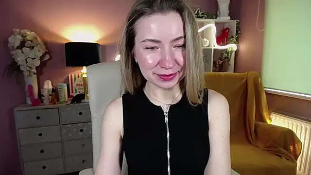 Snapshot of Mia_Tasty chatting on 02.09.25 Mia Tasty online show from 02.09.25