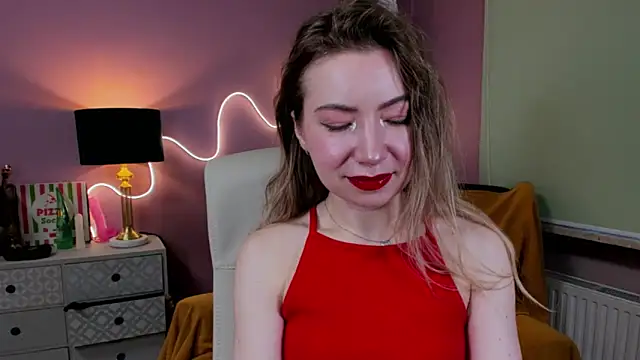 Snapshot of Mia_Tasty chatting on 11.20.25 Mia Tasty online show from 11.20.25