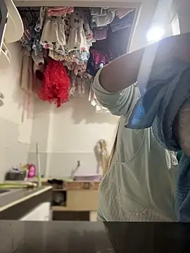 Emiily lee online show from 11.29.25