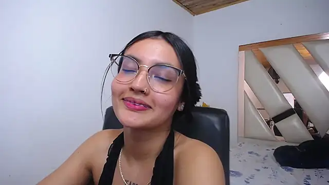 Snapshot of antonella_sweetlittle chatting on 01.14.25 antonella sweetlittle online show from 01.14.25