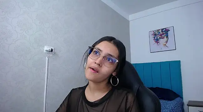 Snapshot of antonella_sweetlittle chatting on 03.09.25 antonella sweetlittle online show from 03.09.25