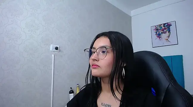 Snapshot of antonella_sweetlittle chatting on 03.20.25 antonella sweetlittle online show from 03.20.25