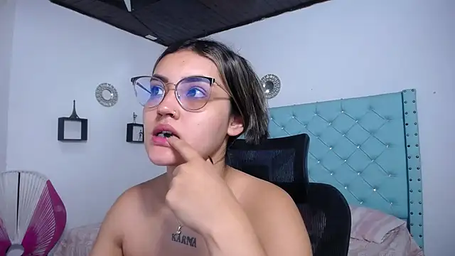 antonella sweetlittle online show from 04.21.26