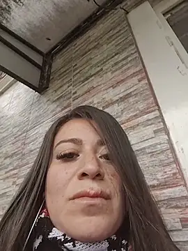 Alona Evans online show from 04.15.26