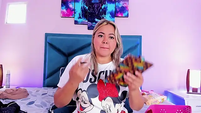 GraceJansenn online show from 01.17.25