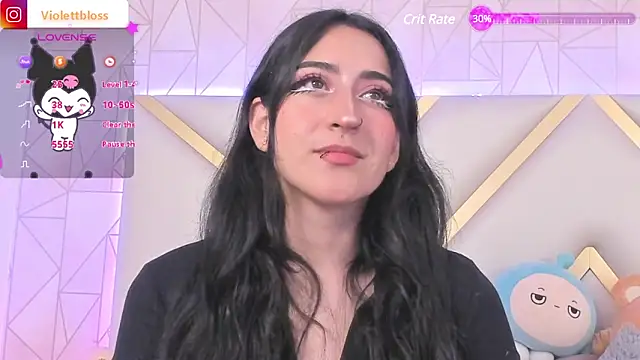 Snapshot of Violettbloss chatting on 02.17.25 Violettbloss online show from 02.17.25
