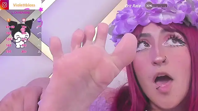 Snapshot of Violettbloss chatting on 03.12.25 Violettbloss online show from 03.12.25