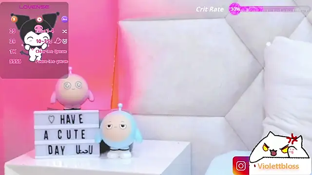 Snapshot of Violettbloss chatting on 10.08.25 Violettbloss online show from 10.08.25