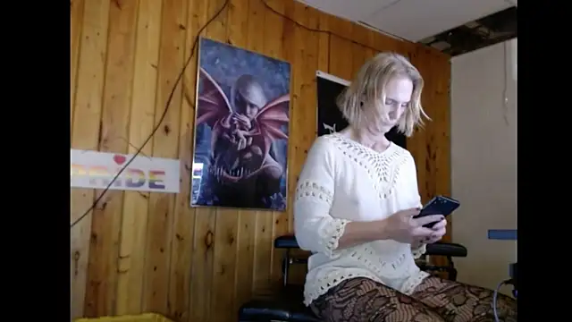 JamieBottoms online show from 12.19.25