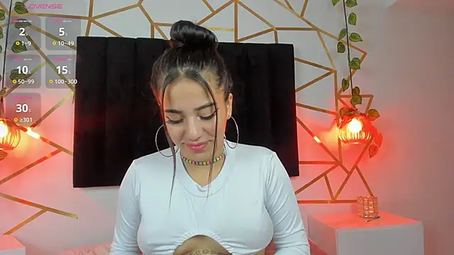 Snapshot of Megan_Thompsonn chatting on 03.14.25 Megan Thompsonn online show from 03.14.25