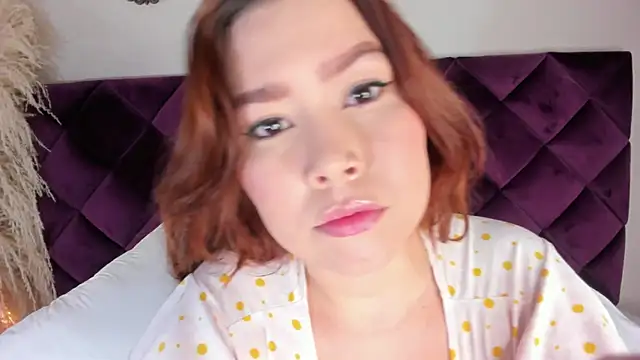 Snapshot of LiaTink chatting on 03.01.25 LiaTink online show from 03.01.25