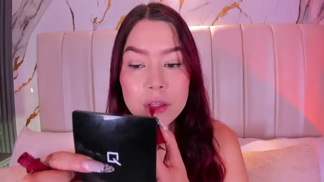 LiaTink online show from 04.13.26