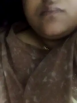 Snapshot of smile_pretty chatting on 12.27.24 smile pretty online show from 12.27.24