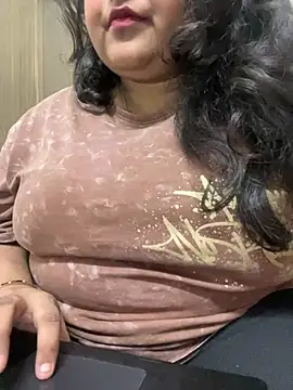 Snapshot of smile_pretty chatting on 01.20.25 smile pretty online show from 01.20.25