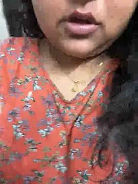 Snapshot of smile_pretty chatting on 02.14.25 smile pretty online show from 02.14.25