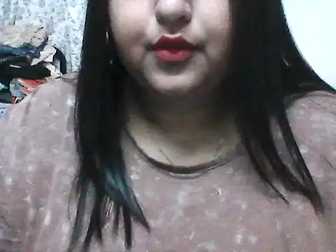 Snapshot of smile_pretty chatting on 02.24.25 smile pretty online show from 02.24.25