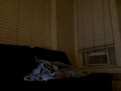 Snapshot of loveofbea chatting on 11.21.25 loveofbea online show from 11.21.25