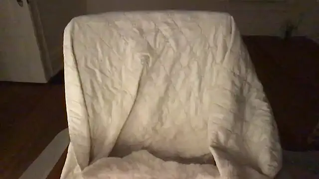 Snapshot of loveofbea chatting on 02.12.26 loveofbea online show from 02.12.26