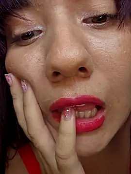 Blushing Katy online show from 02.21.25