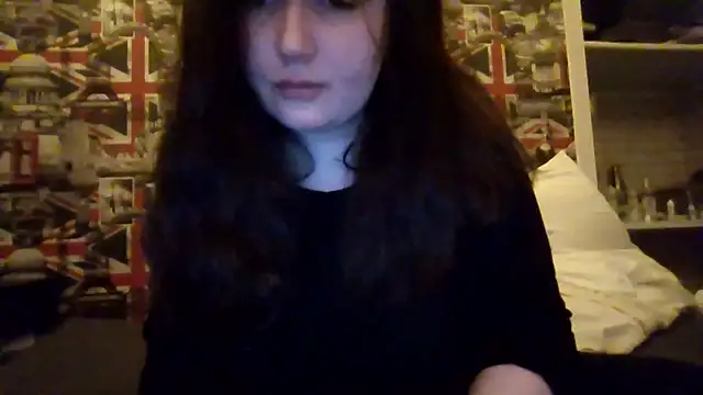 Lynylou online show from 02.02.26