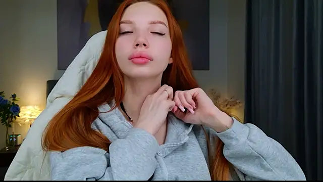 JudyWalkerr online show from 12.21.25