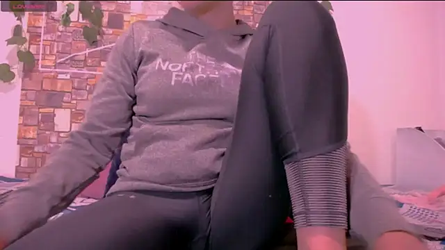 CrazyRousex online show from 02.20.26