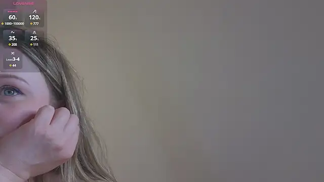 Snapshot of yourdreamsweetgirl chatting on 03.07.25 yourdreamsweetgirl online show from 03.07.25