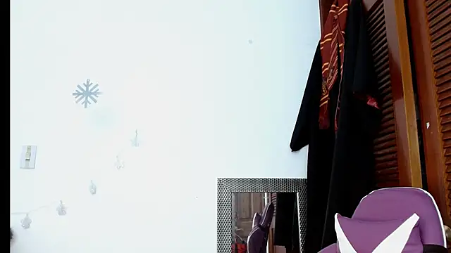 kendallsweet7 online show from 03.04.25