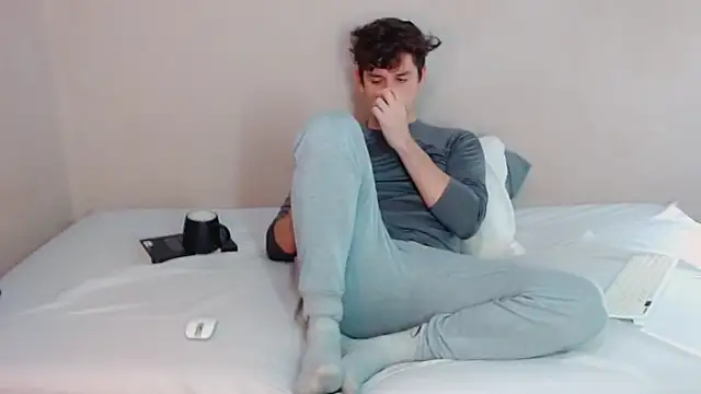 Elio555 online show from 01.31.25