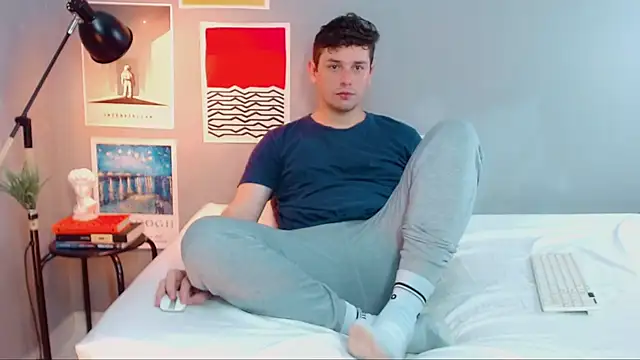 Elio555 online show from 10.04.25