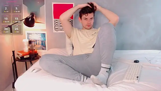 Elio555 online show from 12.14.25