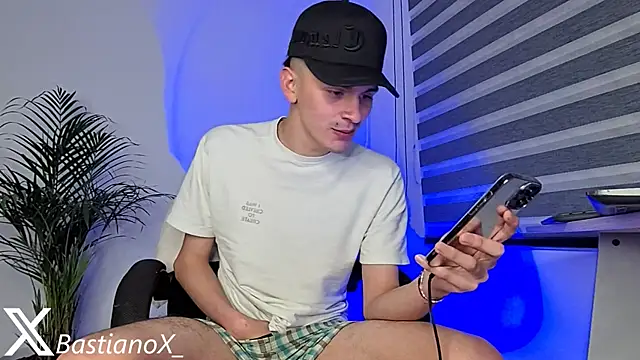 Snapshot of bastia_noooo chatting on 11.09.25 bastia noooo online show from 11.09.25