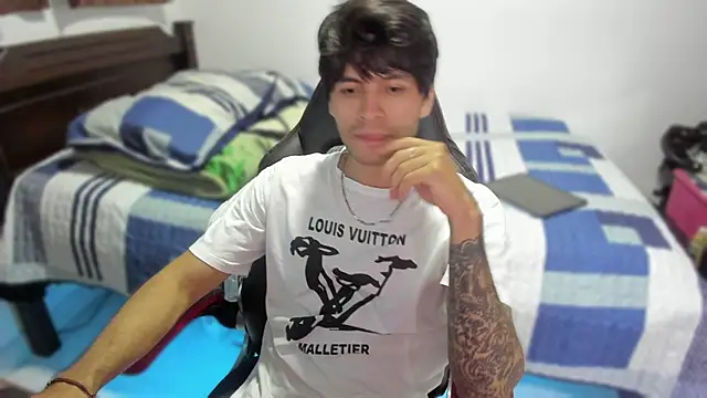 Snapshot of justin_stark7 chatting on 12.06.24 justin stark7 online show from 12.06.24