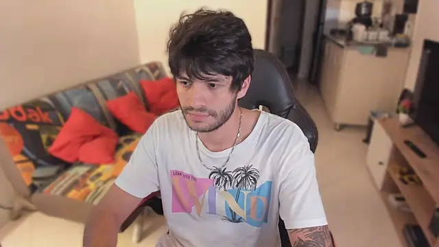 Snapshot of justin_stark7 chatting on 10.27.25 justin stark7 online show from 10.27.25