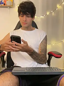 justin stark7 online show from 02.10.26