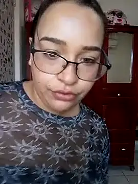 Snapshot of Angiee2001 chatting on 03.18.25 Angiee2001 online show from 03.18.25