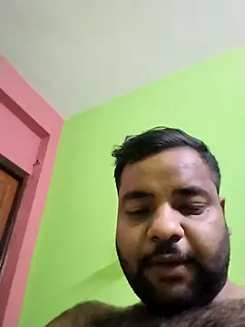 Snapshot of Rmoeo92 chatting on 10.27.25 Rmoeo92 online show from 10.27.25