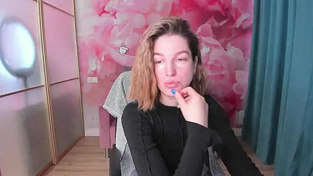 EmilyWalkeri online show from 01.27.25